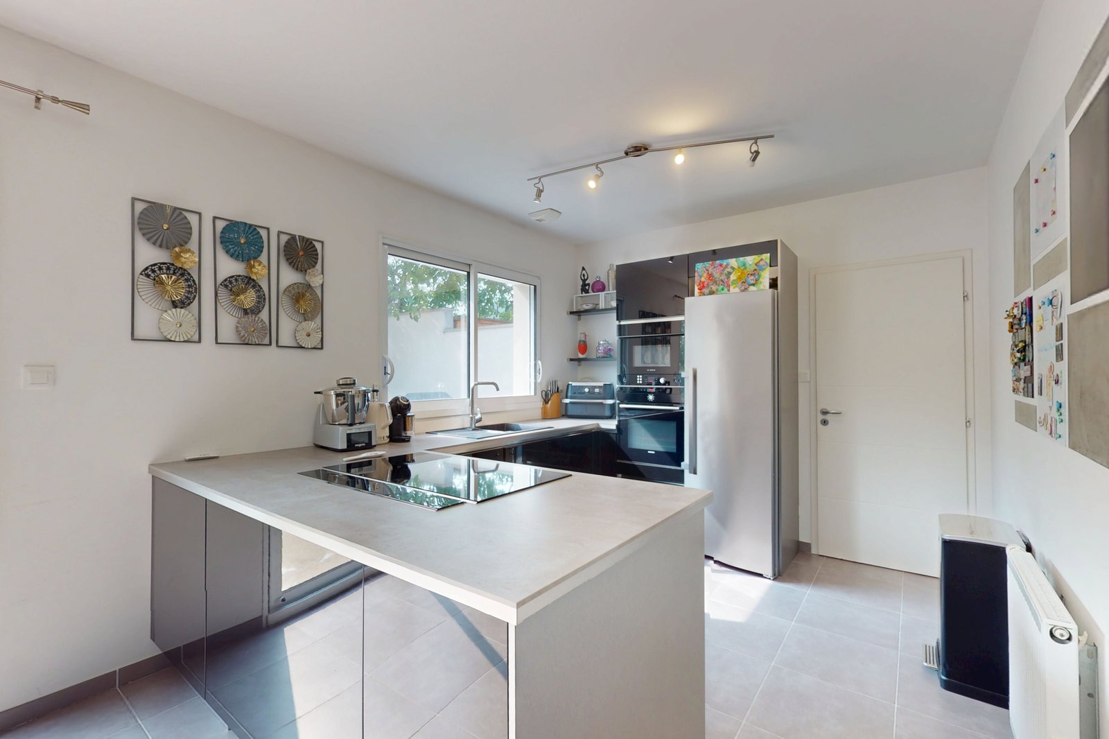 photo_1d8f882fb3f4bea07369a2d977869b79