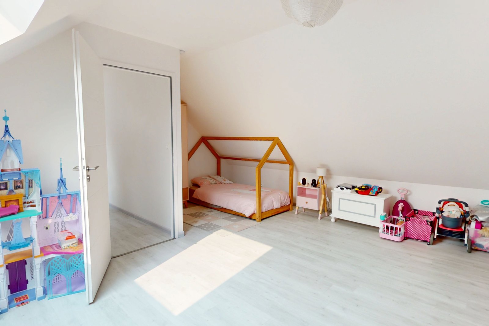 photo_af2ef35b7fad43a05cd262680a3a6214