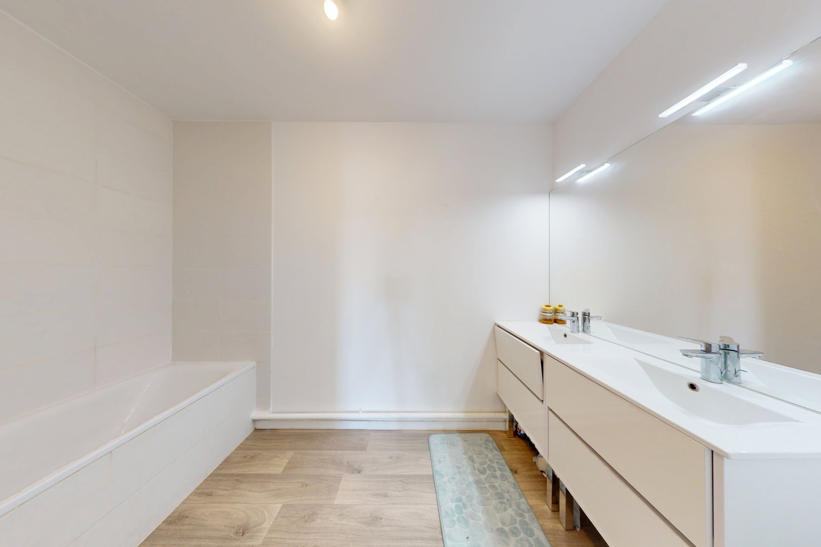 photo_3d61b6f1c755e369cb58cc7dfa624637