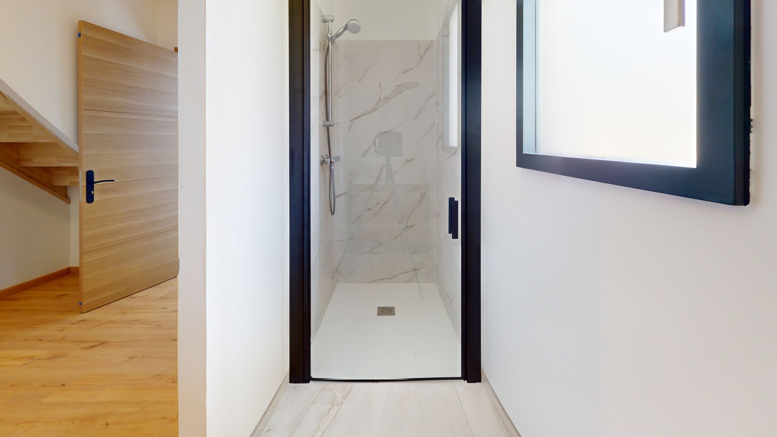 photo_deea1c17da59adfea79cf858ca7a80b9