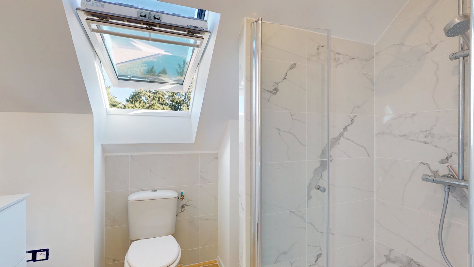 photo_6d9050c88aa9d5e47eb3bd7cb5efdb9e