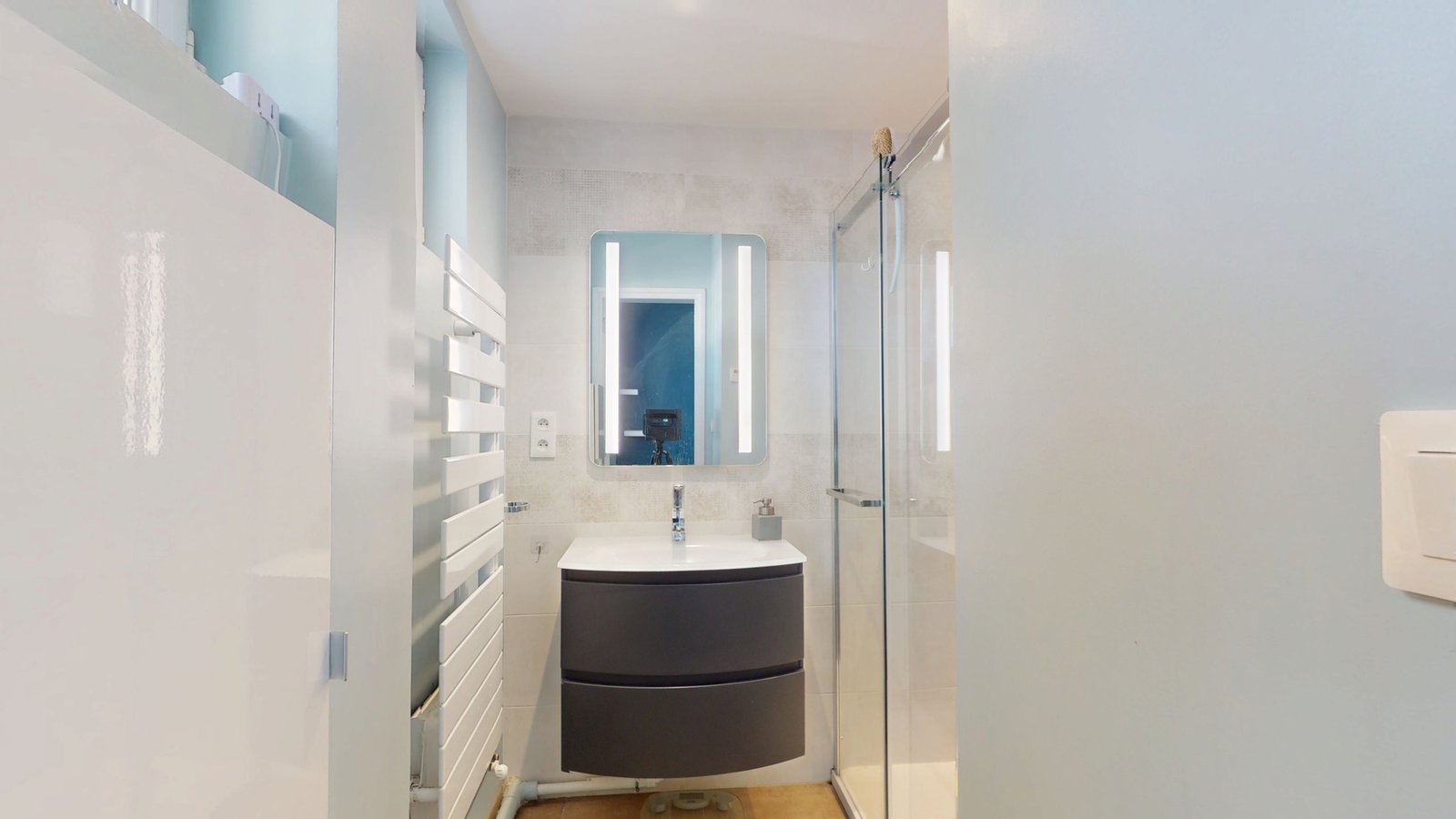 photo_76dd448bc74b3fc5ffc0f12f38a32a2e