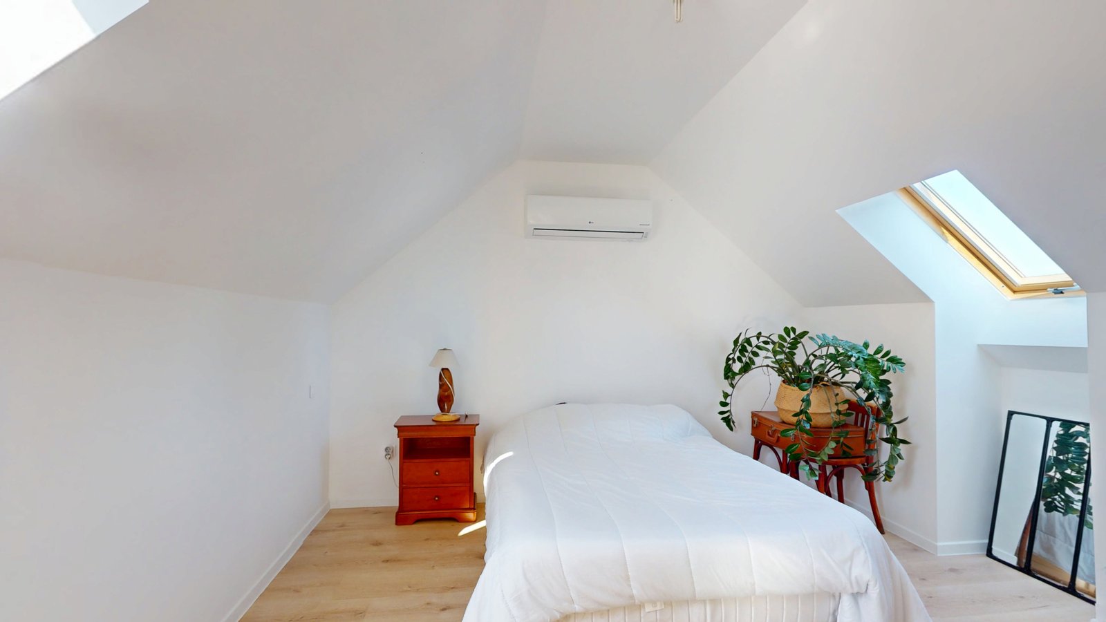 photo_c7eb882bc595f448855af87346f38d1a