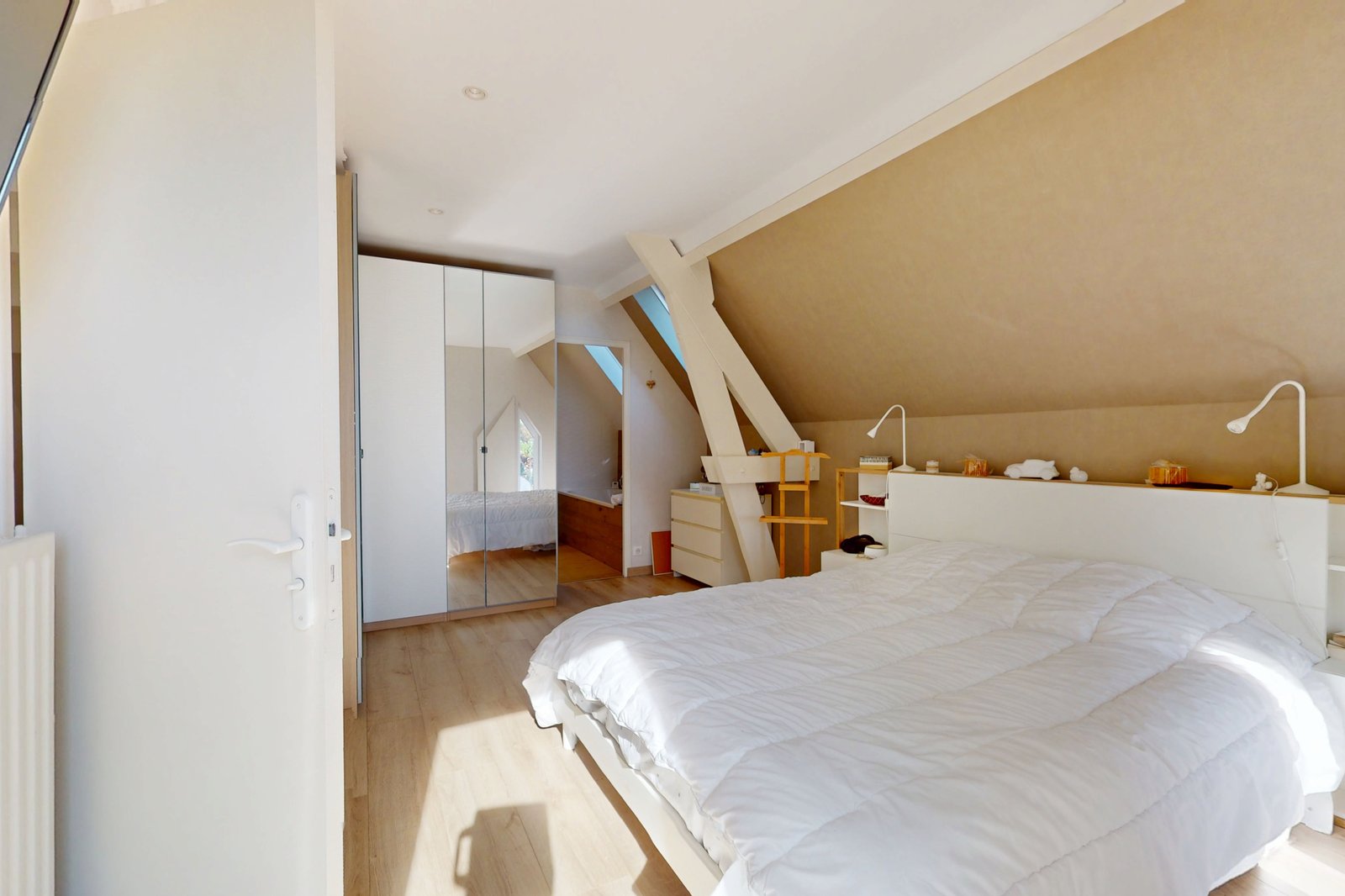 photo_e77e0c0b53784193a346cff39402bb26