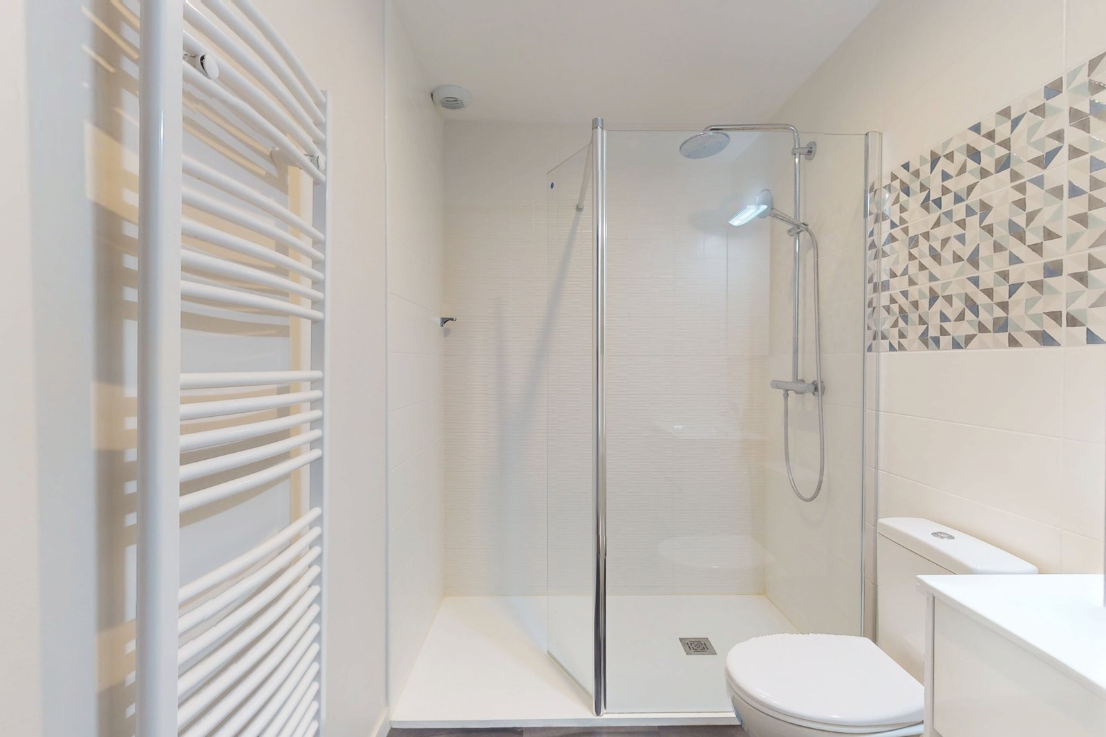 photo_d063b45ad30fcac524bcb1fa3877a3ab