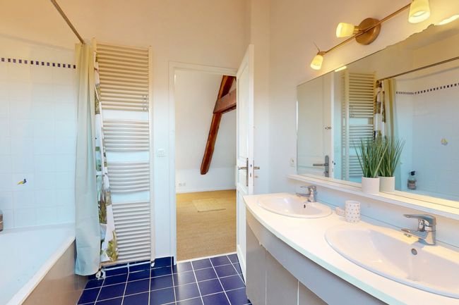 photo_5df5c1d356f1894c9e016d1069f706d6