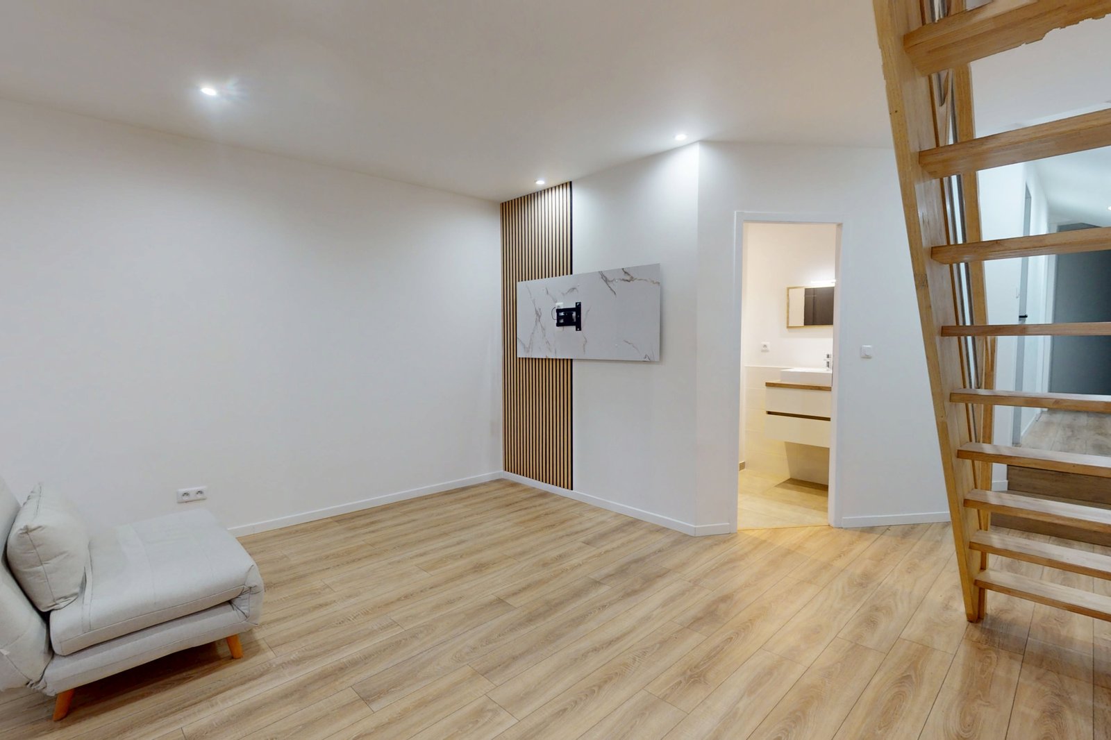 photo_9ca49b4fa62d479d131616824d9a8ac1