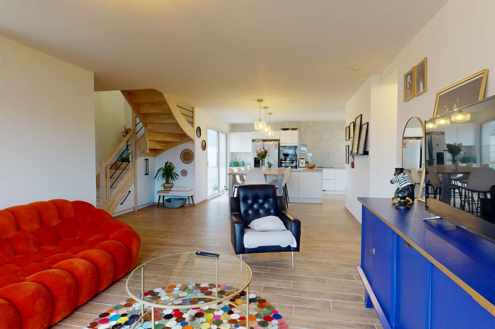 photo_1bb6bba67aeb6b4442c51937609ebfbf