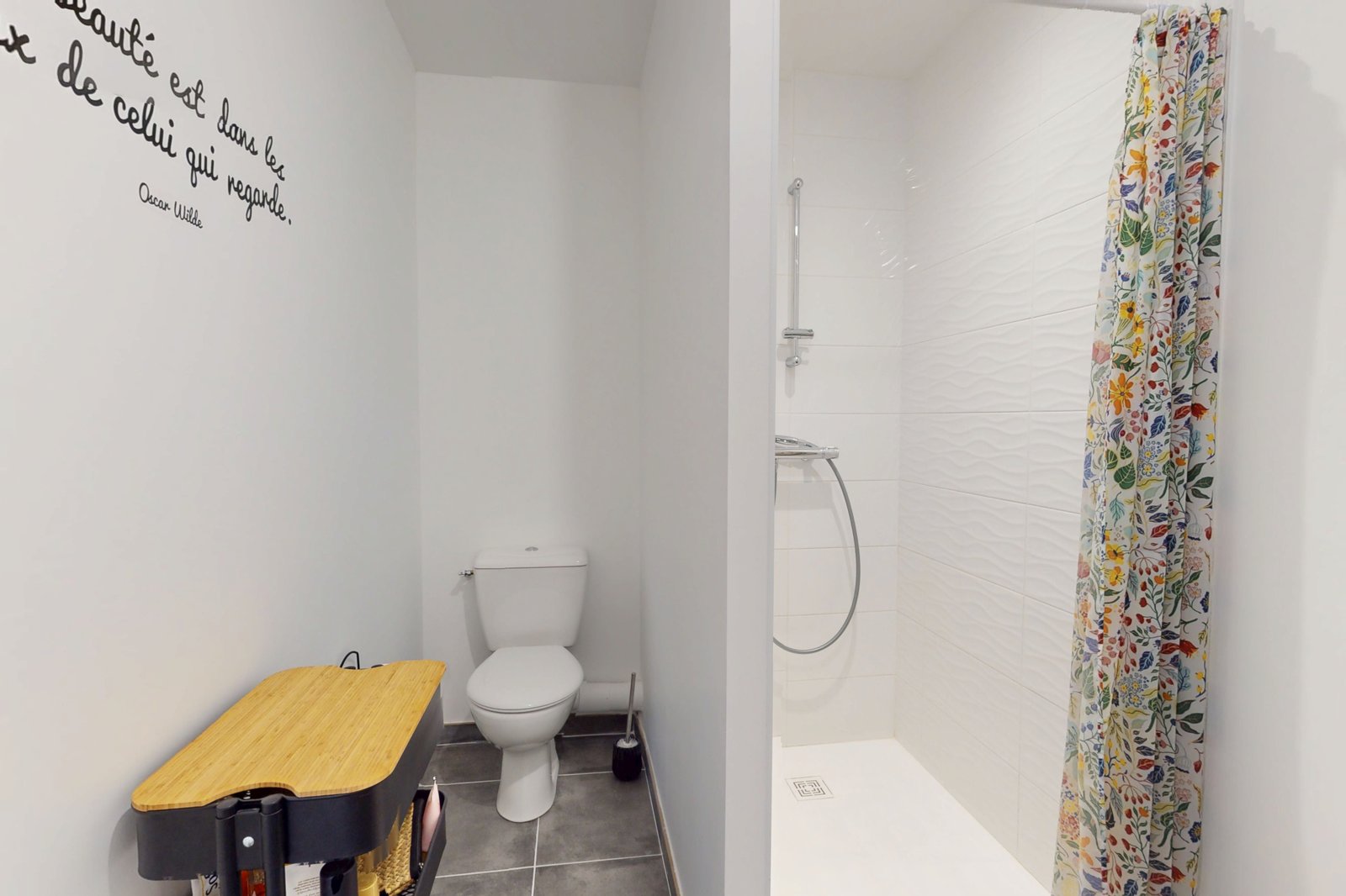 photo_b81a25157c67fa3009e03150426d26a4