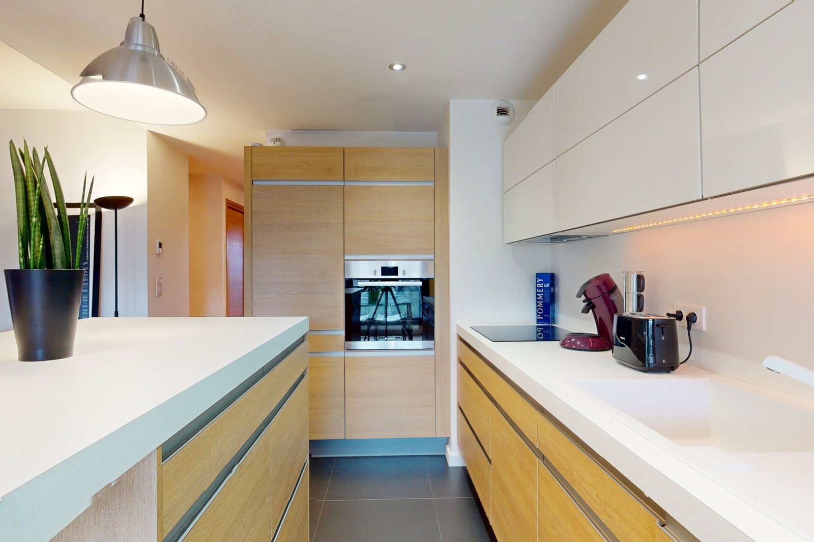 photo_4b892d8ee91d15fdac41754e8d8fc699