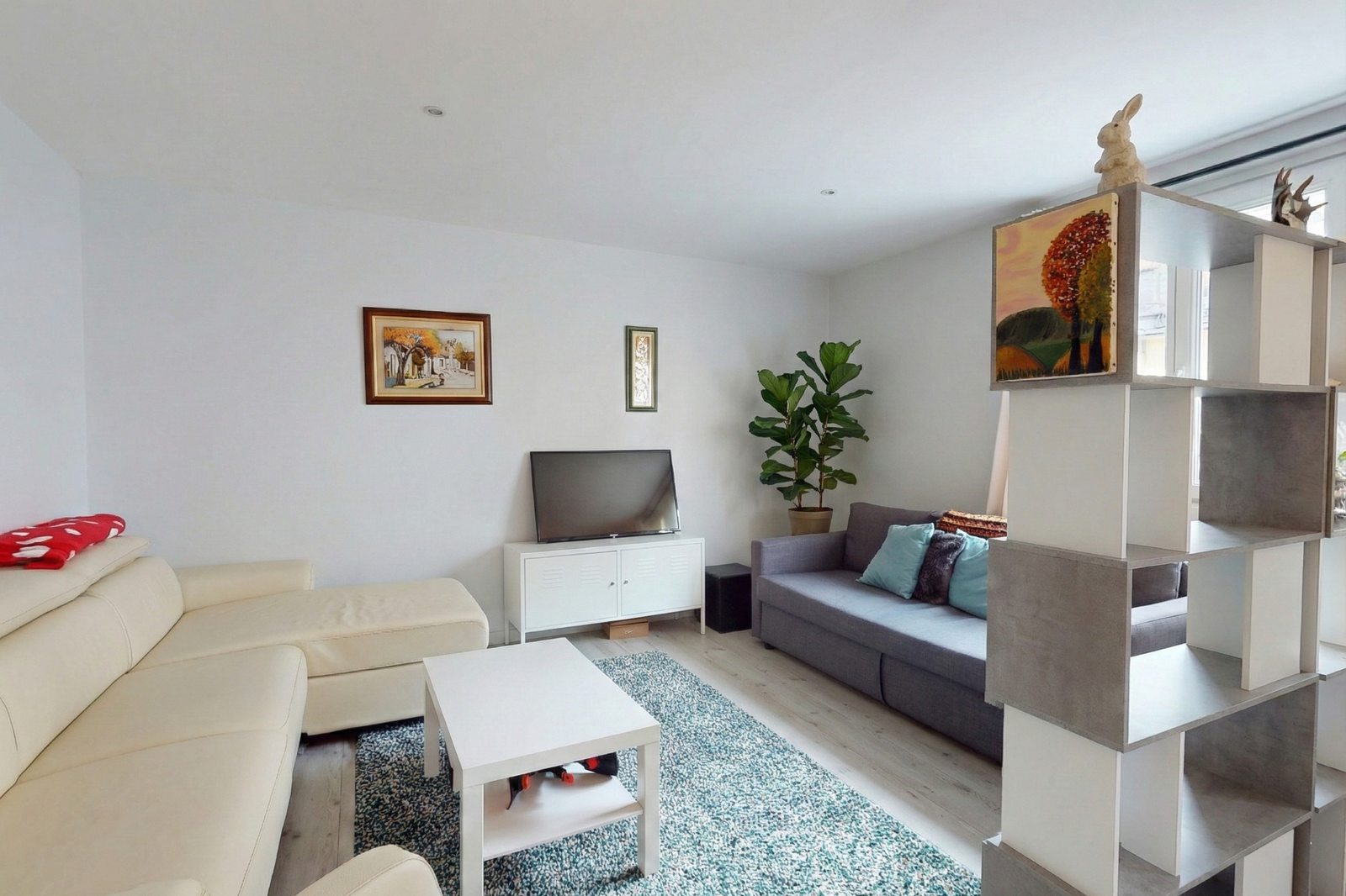 photo_f54418e61bc00f357e52f07cb440a2ec